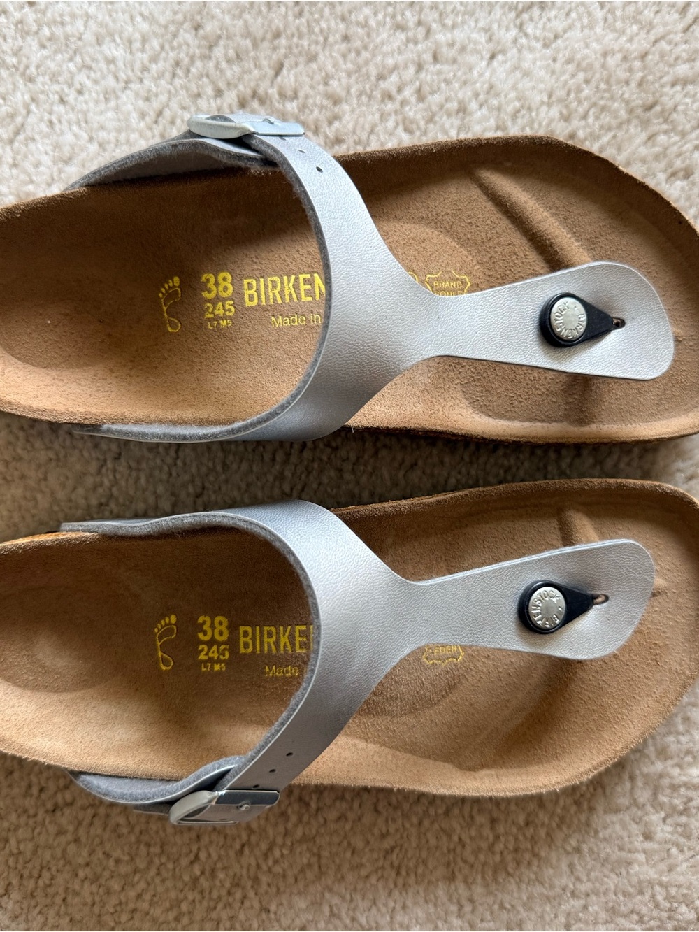 Birkenstock Gizeh Sandals in Metallic Silver